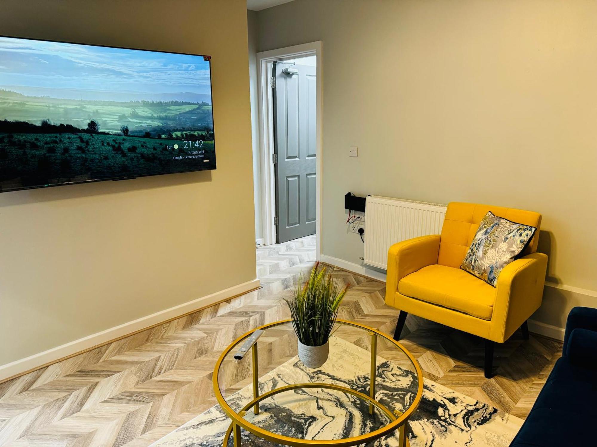 Comfy Studio Flat And Workspace Near Ashton-U-Lyne Station Stalybridge Dış mekan fotoğraf