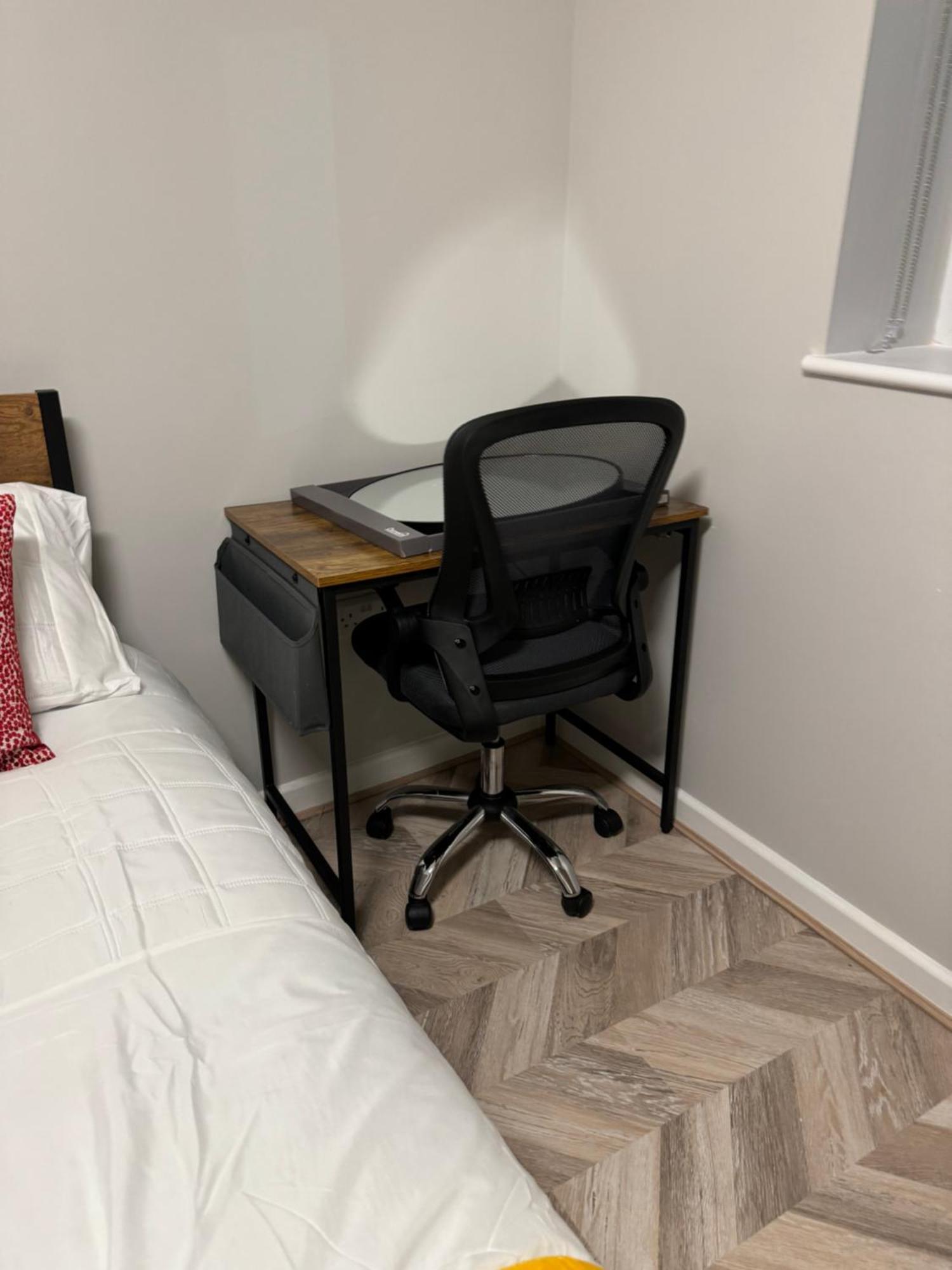Comfy Studio Flat And Workspace Near Ashton-U-Lyne Station Stalybridge Dış mekan fotoğraf